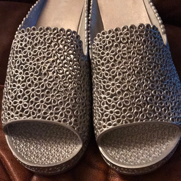 NAMES Flower Sandal - Picture 8 of 8